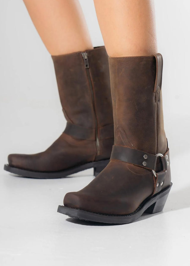 Brown Okaton Texan boots for women in sustainably tanned leather